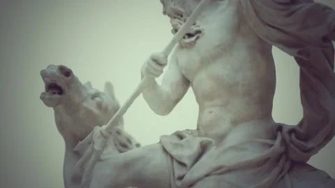 Close up of the Neptune statue Stockbeeldmateriaal 143892061