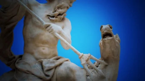 Close up of the Neptune statue Vídeo Stock 150427005