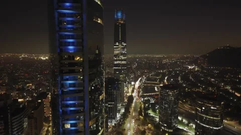 Close night drone slide beside Costanera Center Santiago Chile Vídeos de archivo 334637425