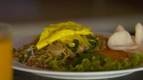 Close up of a noodle dish on a plate Stock Footage 116554100