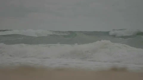 Close-up of ocean waves with foam 스톡 동영상 346282008