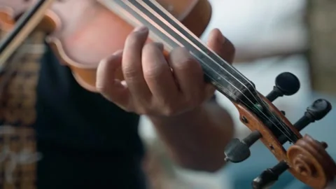 Close-up of an old beautiful violin, the camera moves plano. Video stock 228732934