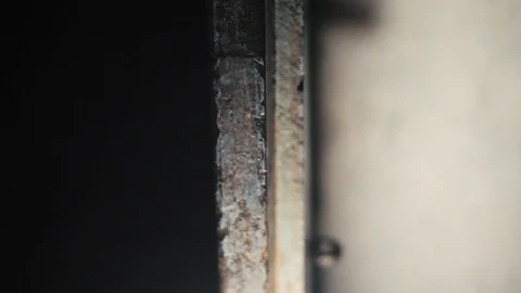 Close up of only human hand holding a door. Vídeos de archivo 104526681