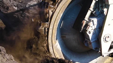 Close up of an operating excavator in a coal mine in northern Greece Stock Footage 120974084