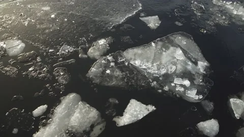 Close up of pack ice at river delta in sunny spring day Stock-Footage 147087515