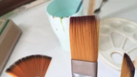 Close-up paint brushes 動画素材 155832908