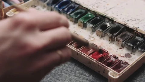Close up palette of watercolors Vidéo 70025606