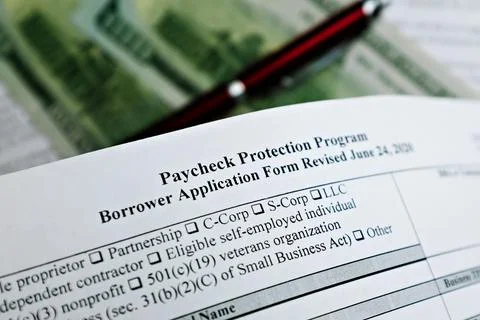 Close-up of paycheck protection program borrower application form revised Foto stock