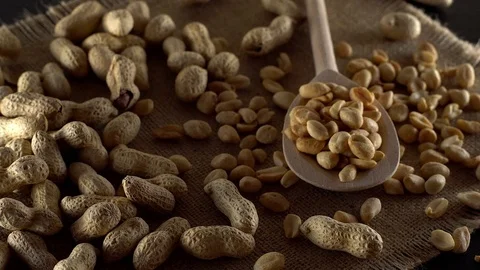 Close up with peanuts rotating. Видео 72581965