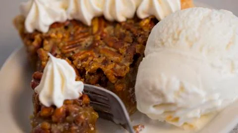 Close Up, Pecan Pie with Fork, Ice Cream Foto stock