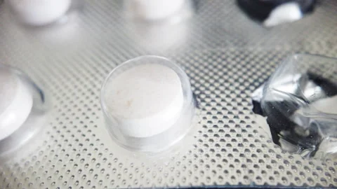 Close Up of Pharmaceutical Pills with Sharp Medical Detail 스톡 동영상 336202391