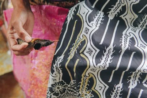 Close up picture of drawing the design pattern of Indonesian batik tulis fa.. Stock Photos