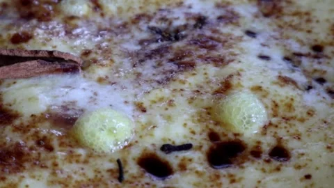 Close up of pineapple jam when it's thickening Vídeos de archivo 342298658