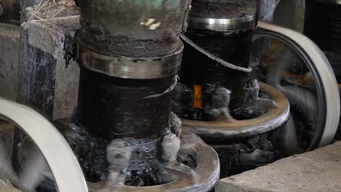 A close-up of a piston and cylinder assembly Stock Footage 314512356