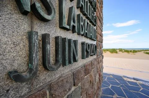 Close up of the plaque on The Operation Dynamo Memorial to Allied Forces in D Stock Photos