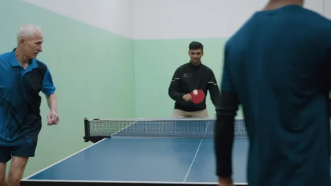 Close Up Players Enjoy Friendly Table Tennis Rally Indoors Видео 319202962