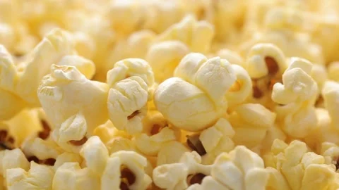 Close-up of Popcorn Rotating Vídeo Stock 272284631