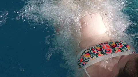 Close up of a pregnant belly in jacuzzi Stock Footage 61783294