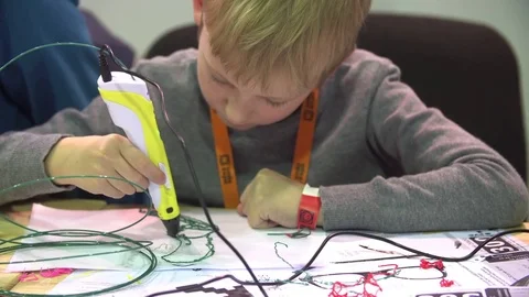 Close up process of 3d pen printing Stock Footage 83221933