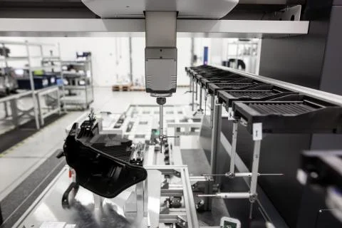 Close up of professional automatic 3D measuring system machine for plastic 库存照片