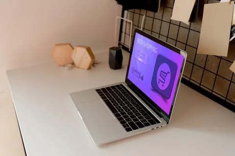 Close qview digital laptop web Stock Photos