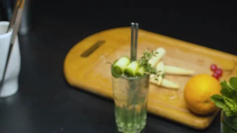 Close up ready-made tom collins cocktail. Motion control system. Stock Footage 132918556