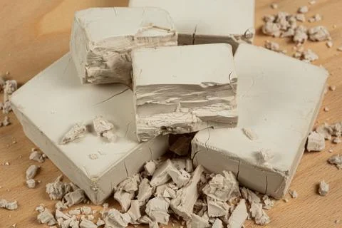 Close-Up of Rectangular Fresh Yeast for Baking. Foto stock