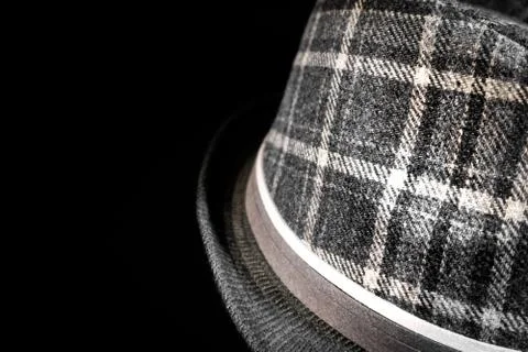 Close Up of Right Side of Gray Checkered Fedora Foto stock
