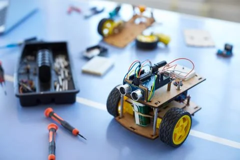 Close Of Robot Vehicle In School Computer Coding Class Stock Photos