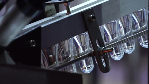 Close-up of the robots being used as part of the industry in the current account 库存影片 112229212