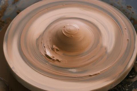 Close-up of a rotating disc used to make ceramic clay Stock-Fotos