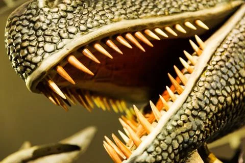 Close up of rows of scary dragon teeth Foto stock