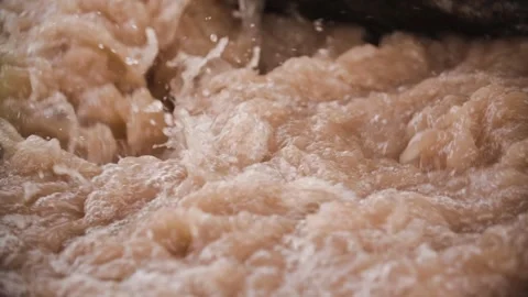 Close-up of the rushing water Vídeo Stock 292593281