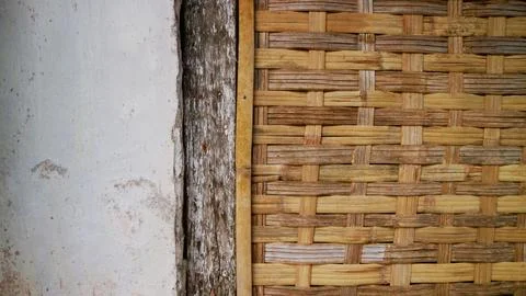 Close-up of a rustic woven bamboo wall Foto stock