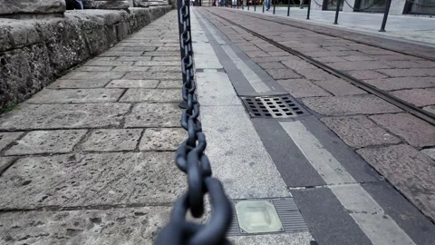 Close up of a rusty medieval chain Stock-Footage 315184256