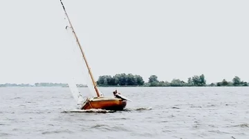  Close Up of a sailing Tjotter Stock Footage 85571902