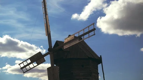 Close up on the sails of a historic windmill Stock-Footage 96337948