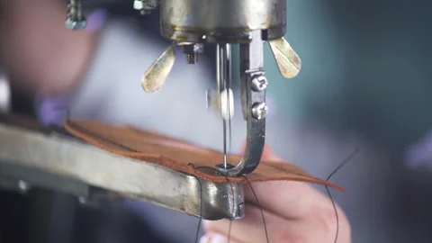 Close-up Sewing Machine Needle in Motion. Craftsmanship Artisan works. 스톡 동영상 130215537