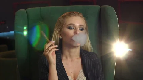 Katta darajada osib chiqqan mushuklar