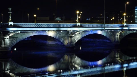 Close shot of the Albert Bridge At Night Stock Footage 91255127