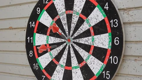 Close shot to bullseye Vídeos de archivo 234598268