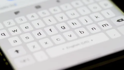 Close up shot: Digital screen of smart phone typing text message with smart pen  Stock-Footage 127038255