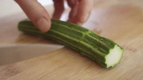 Close up shot of fresh squash being prepared by a master chef Video stock 153292322