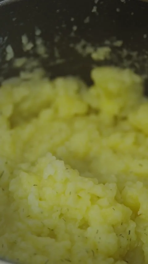 A close-up shot of freshly made hot mashed potatoes. Stock Footage 339210577