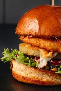 Close-up shot of half a hamburger. Foto stock