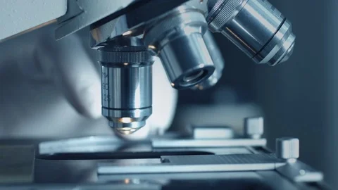 Close-up shot of microscope Vídeo Stock 80929854