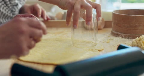 Close up shot selective focus on woman's hands pressing homemade perfect shape Stockbeeldmateriaal 218672457