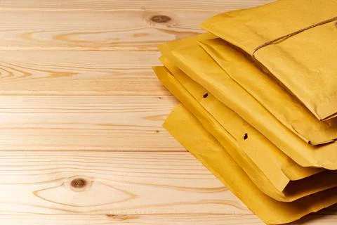 Close up shot of stack of padded mailing envelopes 写真素材