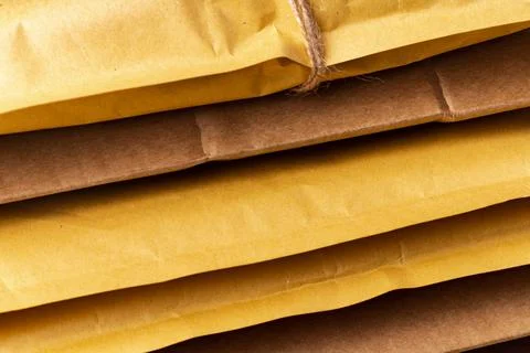 Close up shot of stack of padded mailing envelopes Foto stock