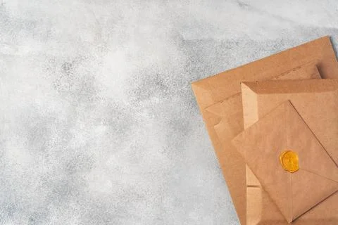 Close up shot of stack of padded mailing envelopes 写真素材